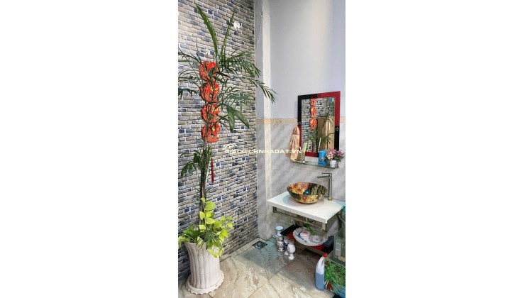 BÁN NHÀ HẺM NHỰA ĐÚNG 8M PHƯỜNG TÂY THẠNH, DT 85M2 (1T2L) SHR CHỈ 9.9 TỶ. LH:0901777379